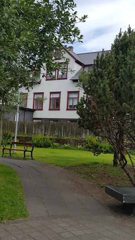 Central Guesthouse Reykjavík Exteriör bild