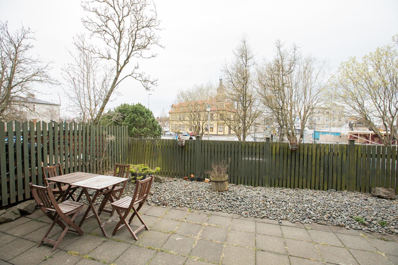 Central Guesthouse Reykjavík Exteriör bild