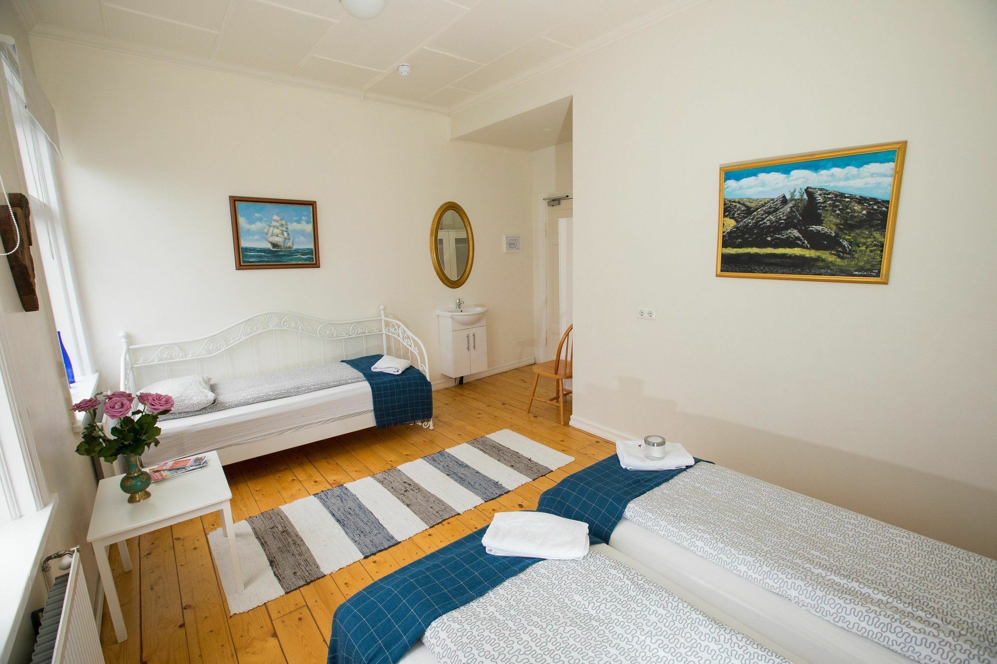 Central Guesthouse Reykjavík Exteriör bild